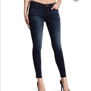Hudson Krista Super Skinny Jeans w Raw Hem